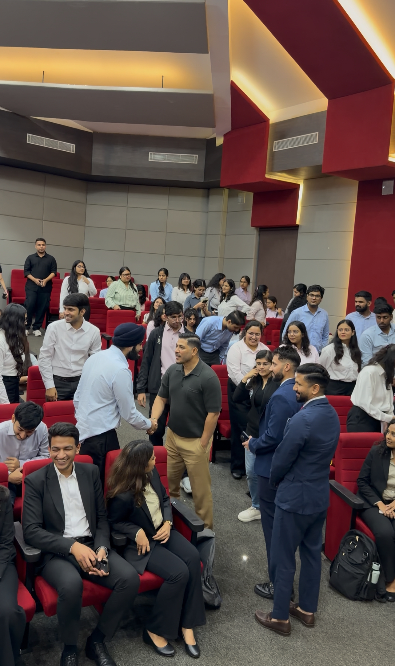 RAG CEO Rassal and the leadership team meeting with students during an interactive session at IIM Kozhikode